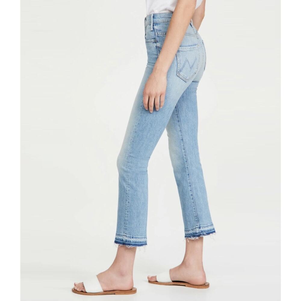 Mother Women On My Feet Light Wash Denim Hustler Ankle Undone Hem jeans Size 26 - Picture 3 of 10
